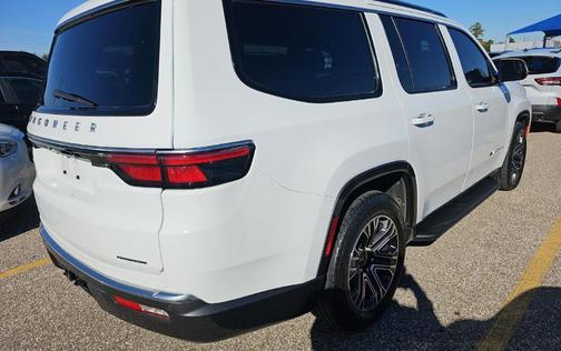 2022 Jeep Wagoneer Series III