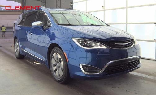 2019 Chrysler Pacifica Hybrid Limited