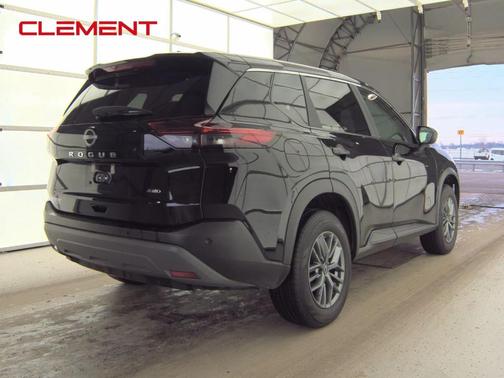 Super Black 2023 Nissan Rogue S