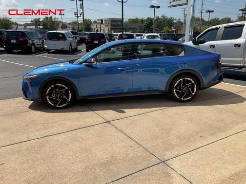 2025 Kia K4 GT-Line
