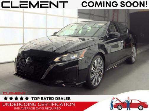 Black 2023 Nissan Altima 2.5 SL