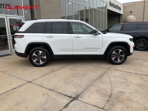 2023 Jeep Grand Cherokee 4xe Base