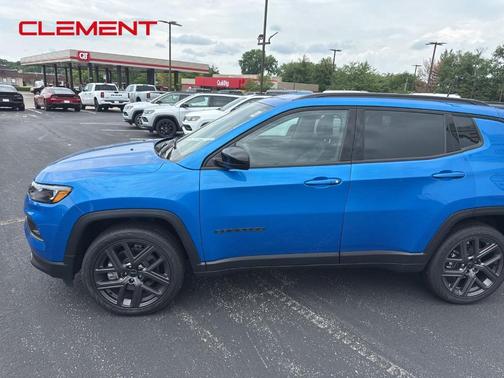 Hydro Blue Pearlcoat 2026 Jeep Compass Latitude