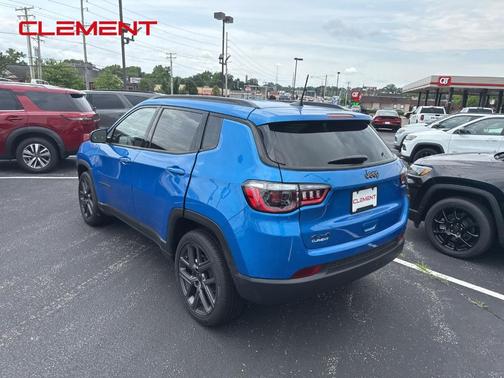 Hydro Blue Pearlcoat 2026 Jeep Compass Latitude