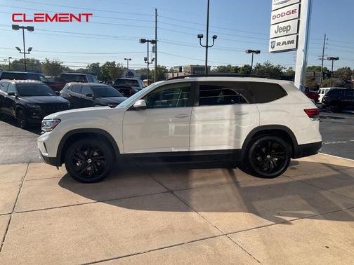 2023 Volkswagen Atlas 3.6L SE w/Technology