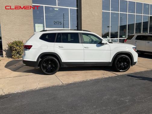 2023 Volkswagen Atlas 3.6L SE w/Technology