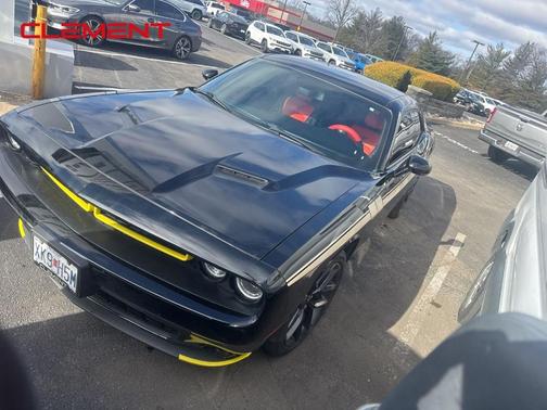 2019 Dodge Challenger SXT