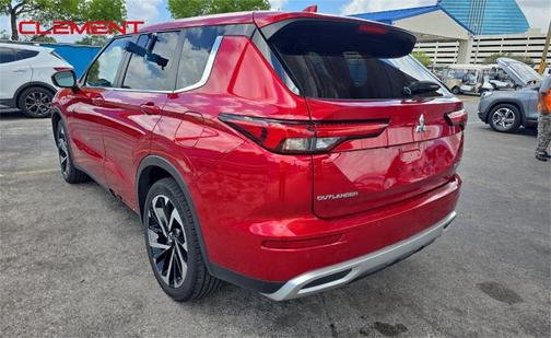 2023 Mitsubishi Outlander PHEV SE