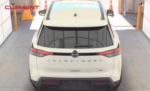 2024 Nissan Pathfinder S