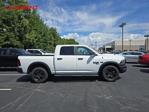 2022 RAM 1500 Classic SLT