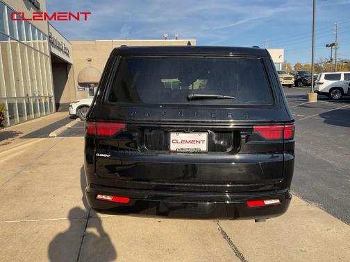 2025 Jeep Wagoneer Series II