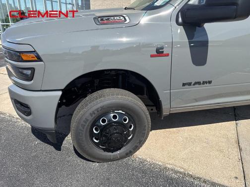 Ceramic Gray Clearcoat 2026 RAM 3500 Big Horn