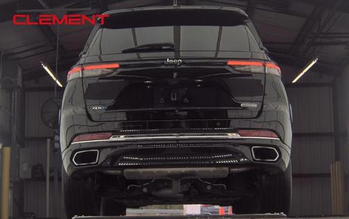 Diamond Black 2023 Jeep Grand Cherokee 4xe Overland