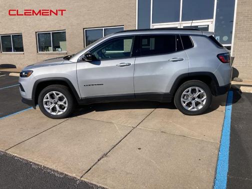 2025 Jeep Compass Latitude