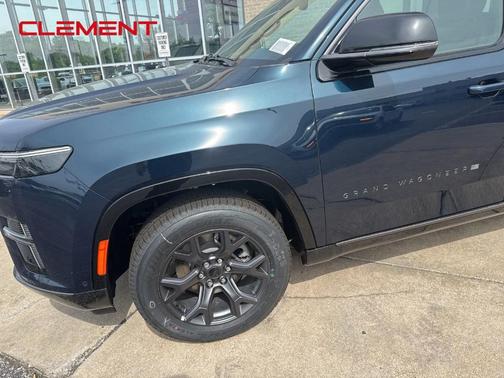 Fathom Blue Pearlcoat 2026 Jeep Grand Wagoneer L LIMITED ALTITUDE