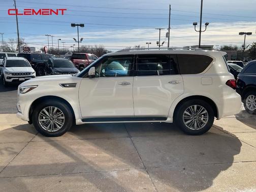 2024 INFINITI QX80 Luxe