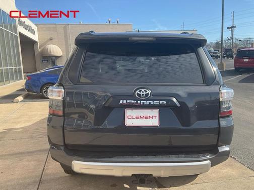 2024 Toyota 4Runner TRD Off Road Premium