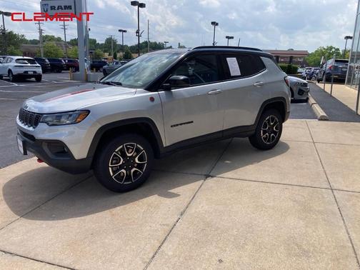 2024 Jeep Compass Trailhawk