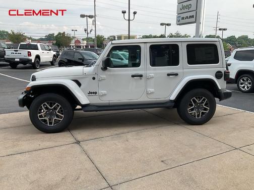 2025 Jeep Wrangler Sahara