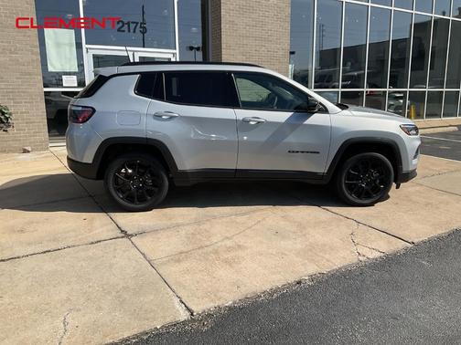 2025 Jeep Compass Latitude