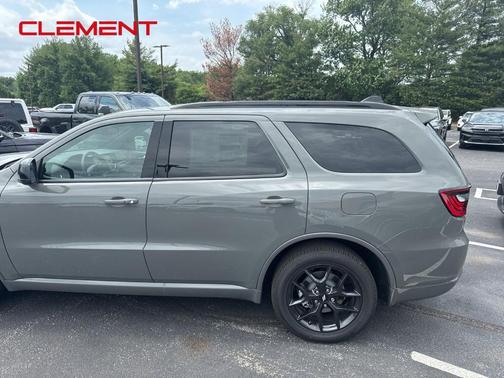 Destroyer Gray Clearcoat 2026 Dodge Durango GT HEMI V8
