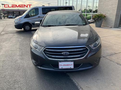 2019 Ford Taurus Limited