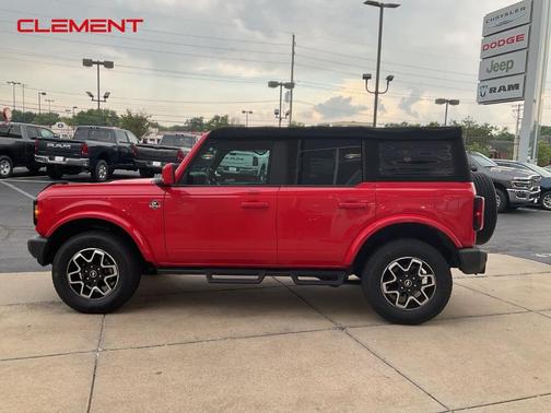 2022 Ford Bronco Outer Banks