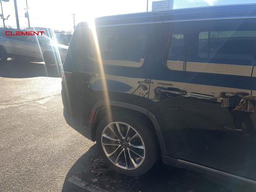 2022 Jeep Wagoneer Series III