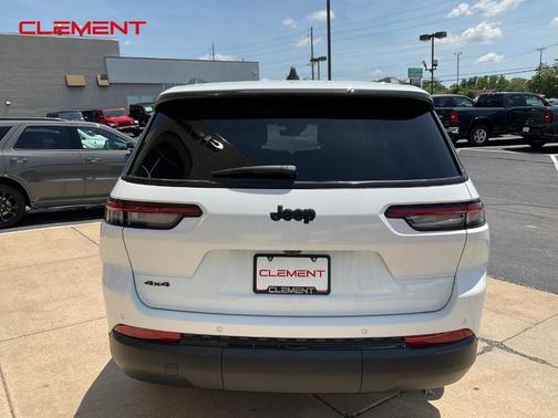2025 Jeep Grand Cherokee L Laredo