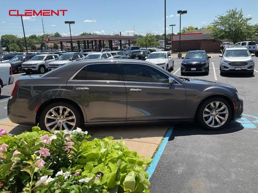 2019 Chrysler 300 Limited