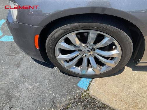 2019 Chrysler 300 Limited