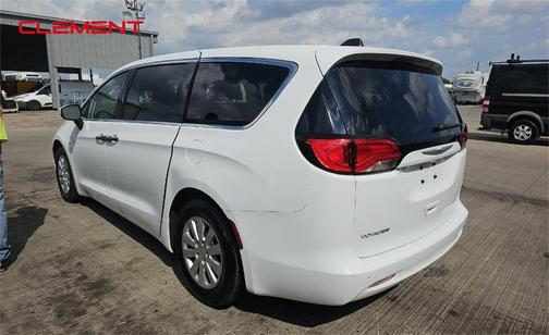 2020 Chrysler Voyager L