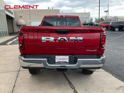 Molten Red Pearlcoat 2026 RAM 2500 Tradesman