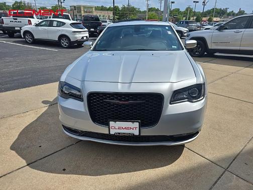 2023 Chrysler 300 S