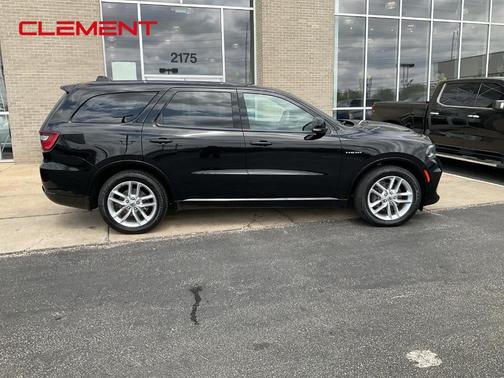 DB Black Crystal Clearcoat 2022 Dodge Durango R/T