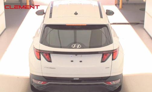 2023 Hyundai TUCSON SE