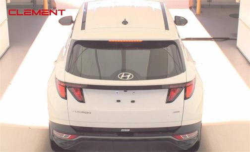 2023 Hyundai TUCSON SE