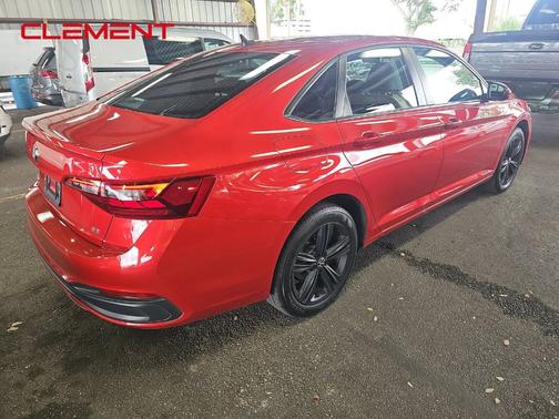 Kings Red 2023 Volkswagen Jetta 1.5T SE