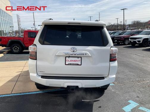 2022 Toyota 4Runner SR5