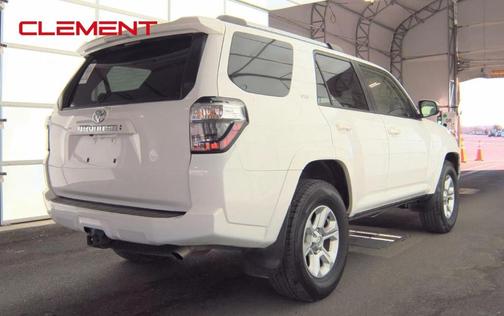 2022 Toyota 4Runner SR5