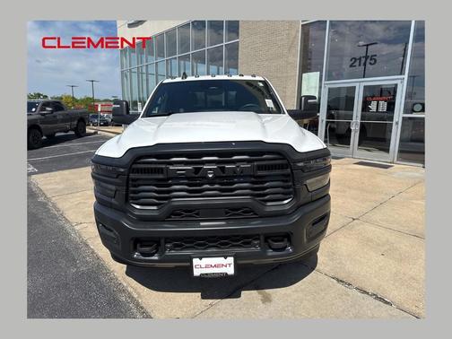Bright White Clearcoat 2026 RAM 2500 Tradesman