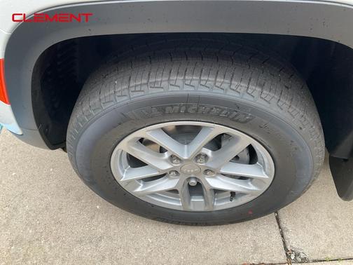 2025 Jeep Grand Cherokee Laredo X