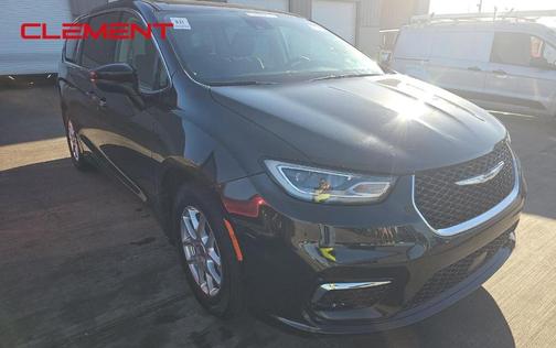 2023 Chrysler Pacifica Touring-L