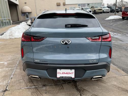 2024 INFINITI QX55 LUXE