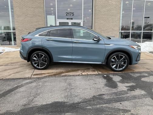 2024 INFINITI QX55 LUXE