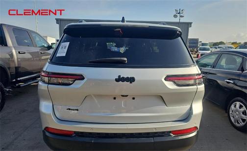 2023 Jeep Grand Cherokee L Laredo