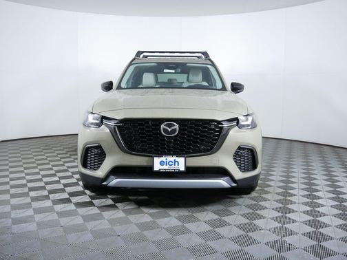 Zircon Sand Metallic 2026 Mazda CX-70 3.3 Turbo Premium