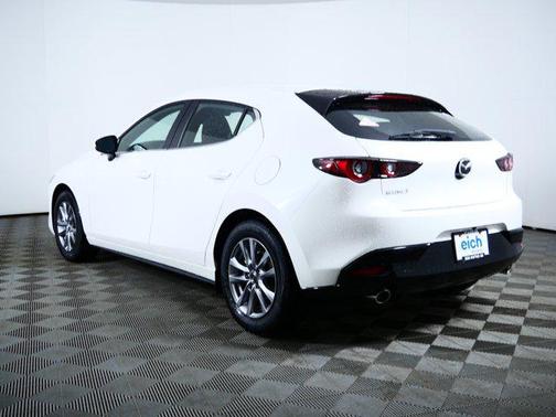 Snowflake White Pearl Mica 2026 Mazda Mazda3 FWD
