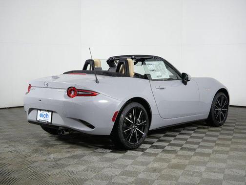 Aero Gray Metallic 2026 Mazda MX-5 Miata Grand Touring