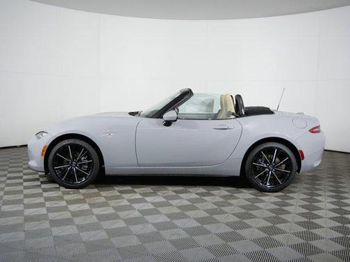 Aero Gray Metallic 2026 Mazda MX-5 Miata Grand Touring